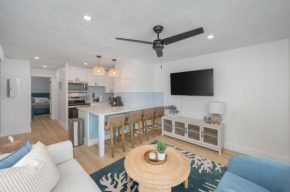 Beachfront Stay with Pool Access Bluefish 4